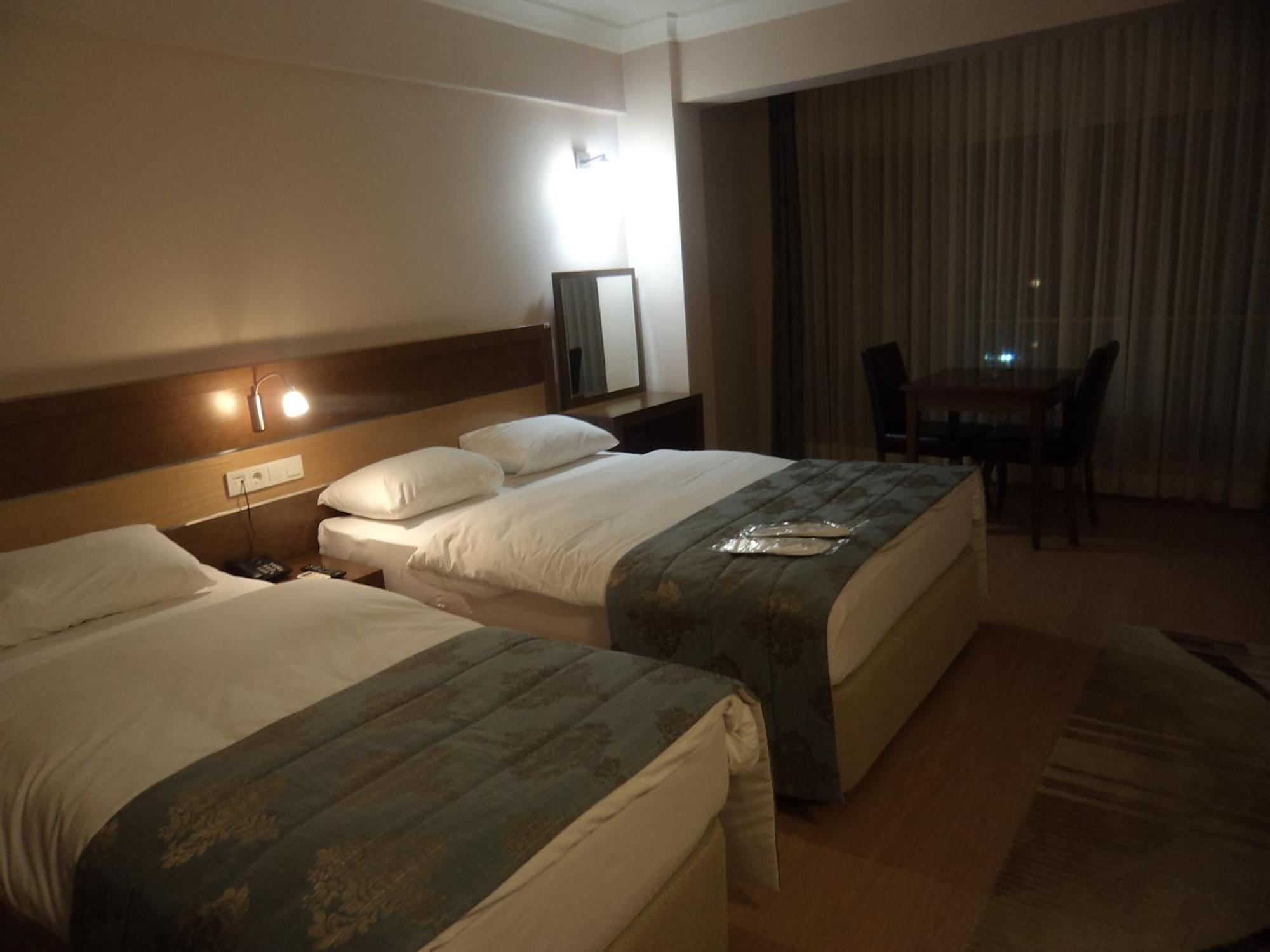Perla Hotel Δεκελί Εξωτερικό φωτογραφία